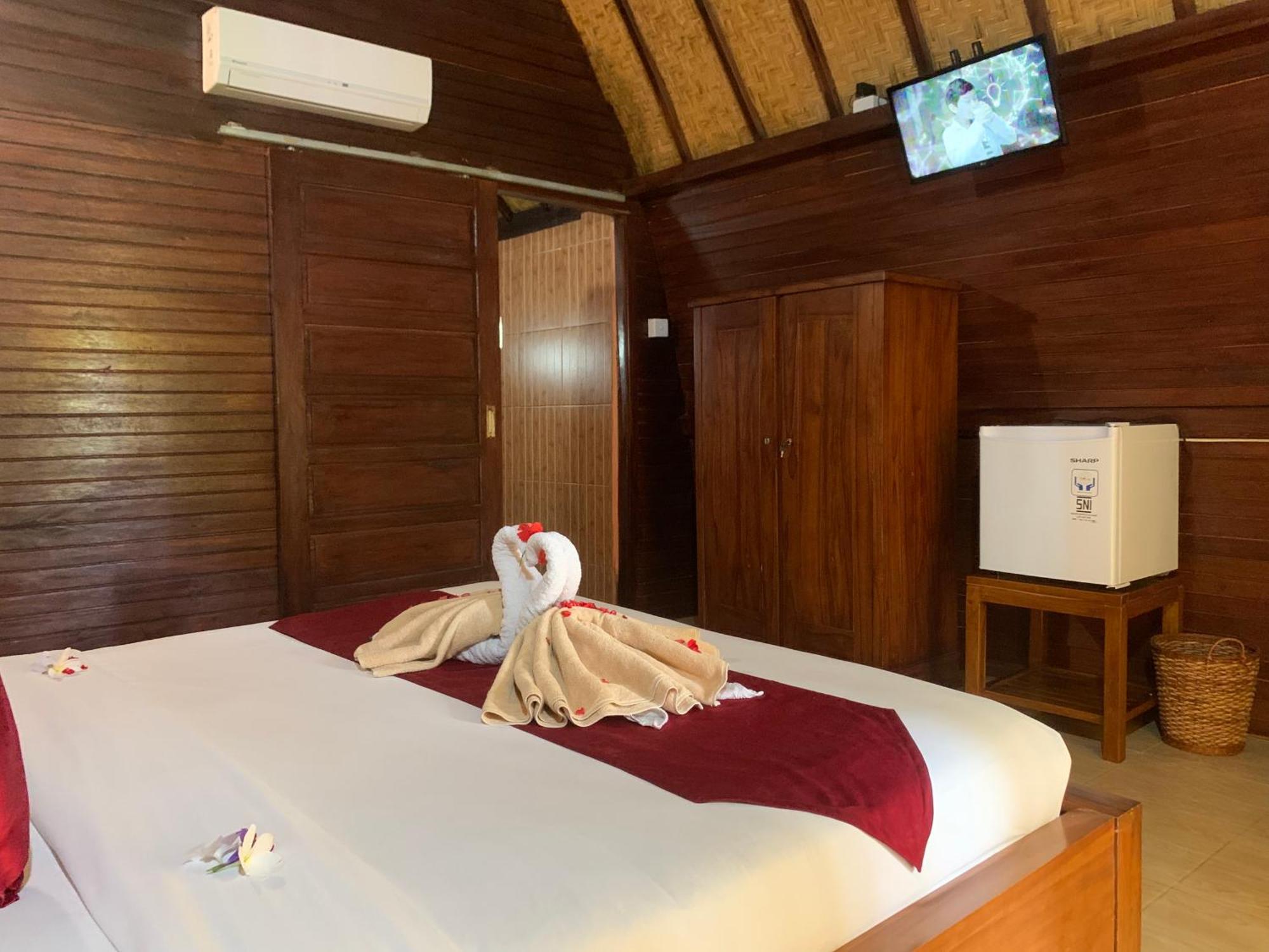 Jona Bungalow Sakti Chambre photo